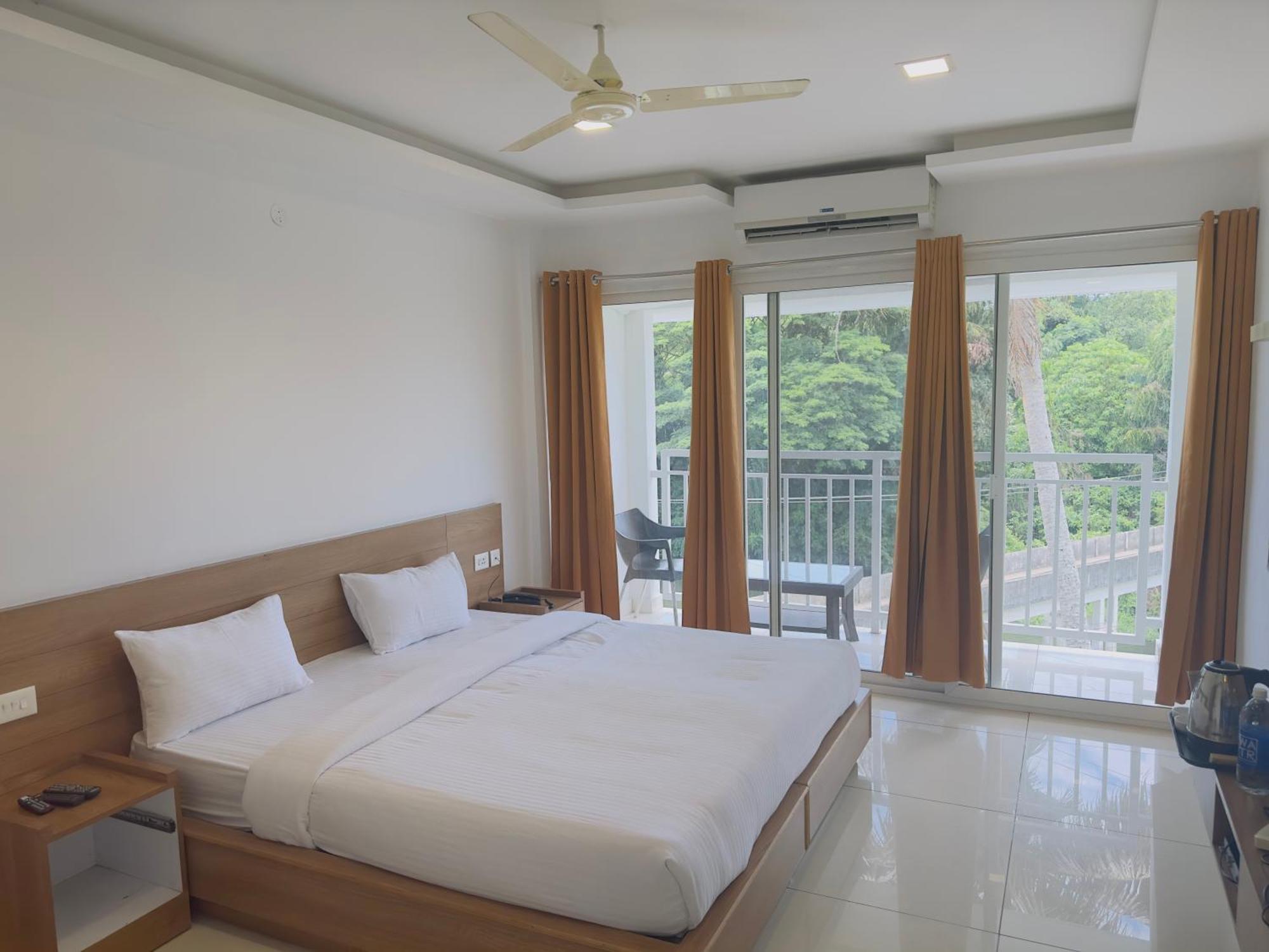 Hotel Lets Stay Kochi Zewnętrze zdjęcie