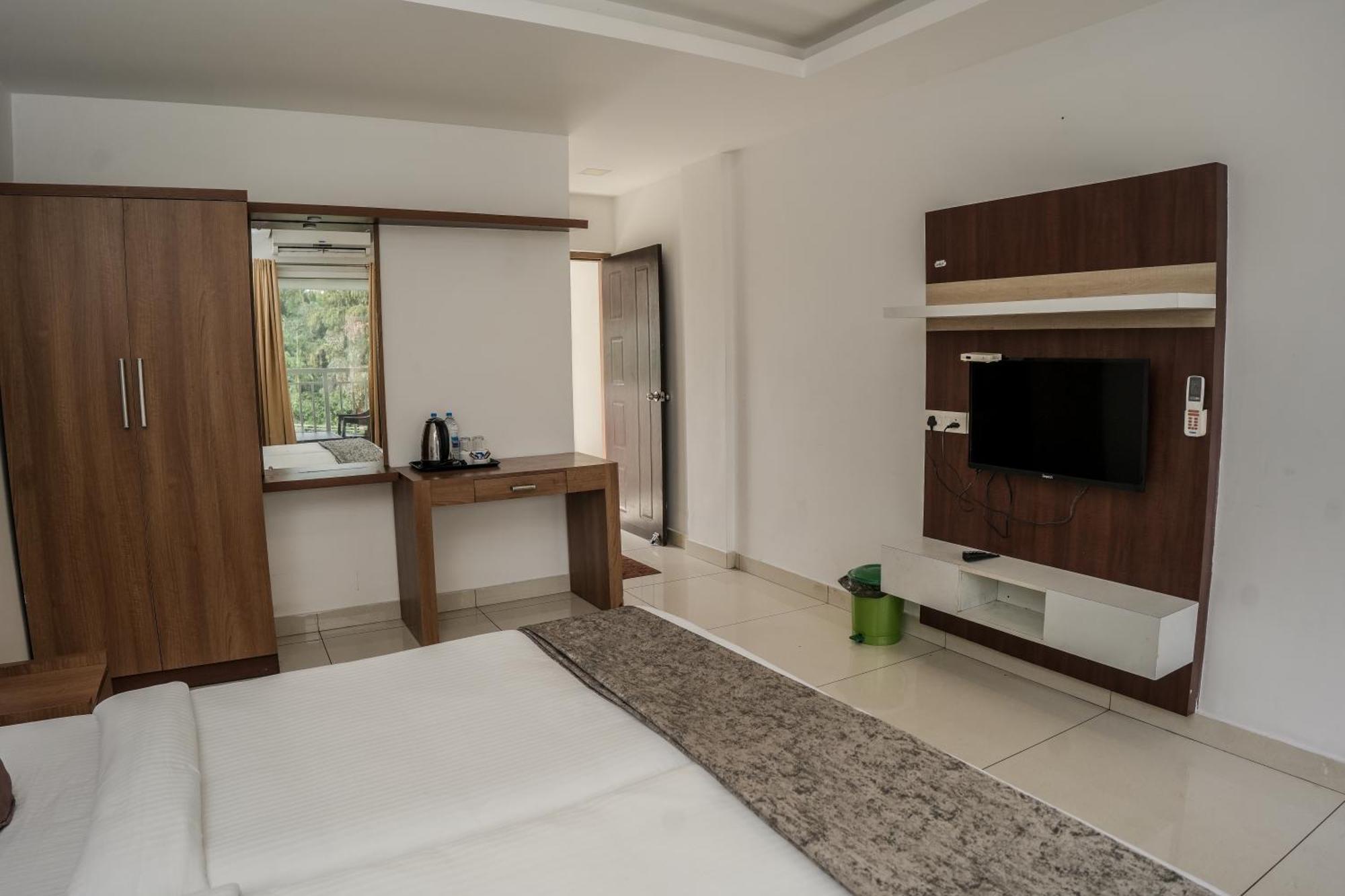 Hotel Lets Stay Kochi Zewnętrze zdjęcie
