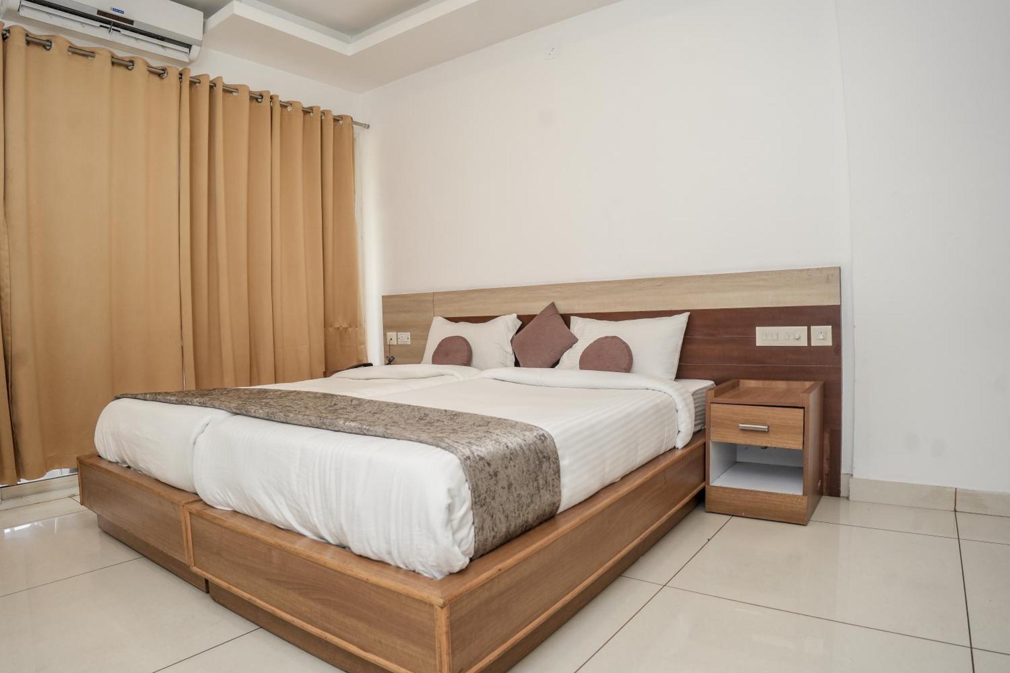 Hotel Lets Stay Kochi Zewnętrze zdjęcie