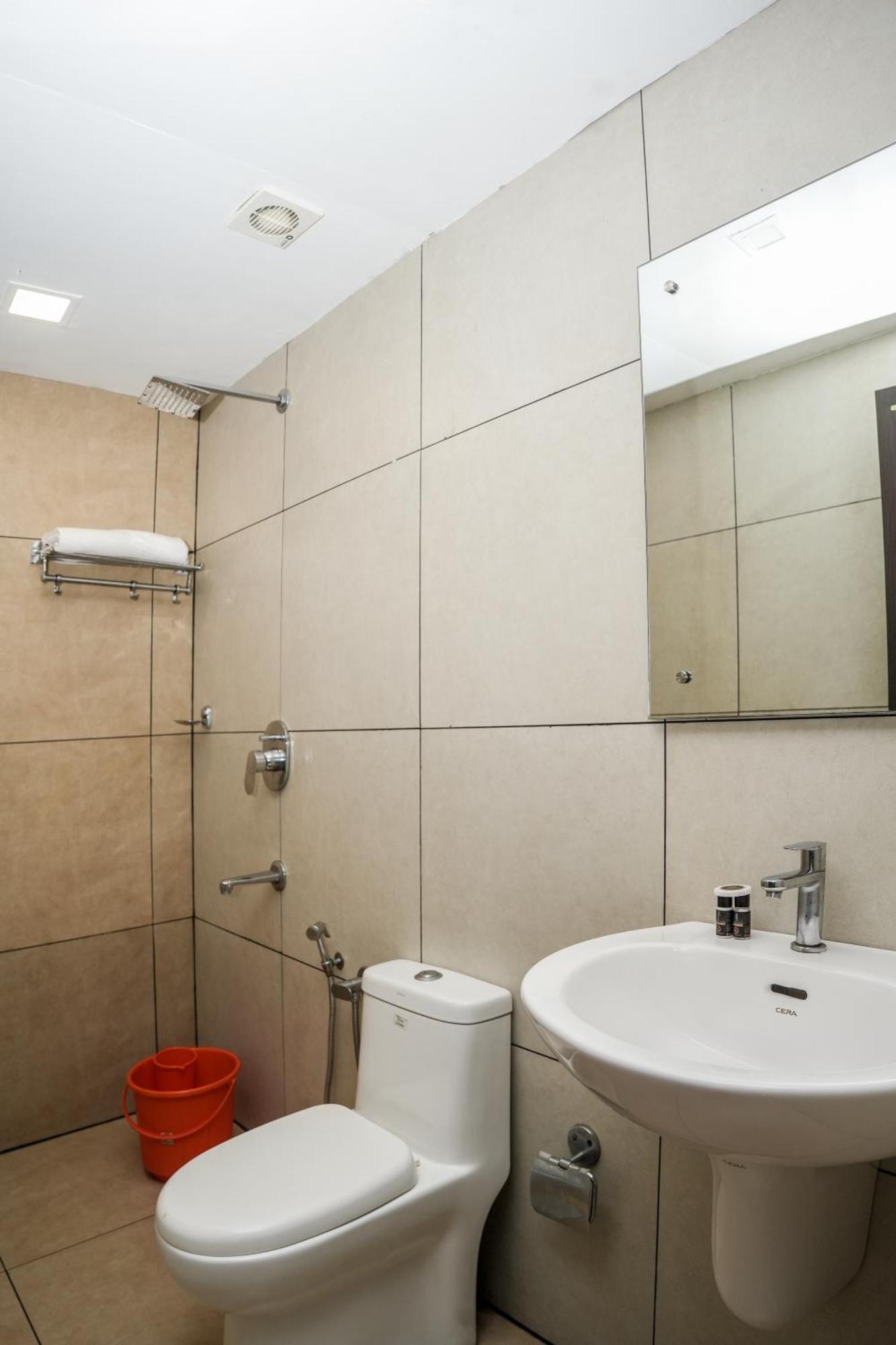 Hotel Lets Stay Kochi Zewnętrze zdjęcie